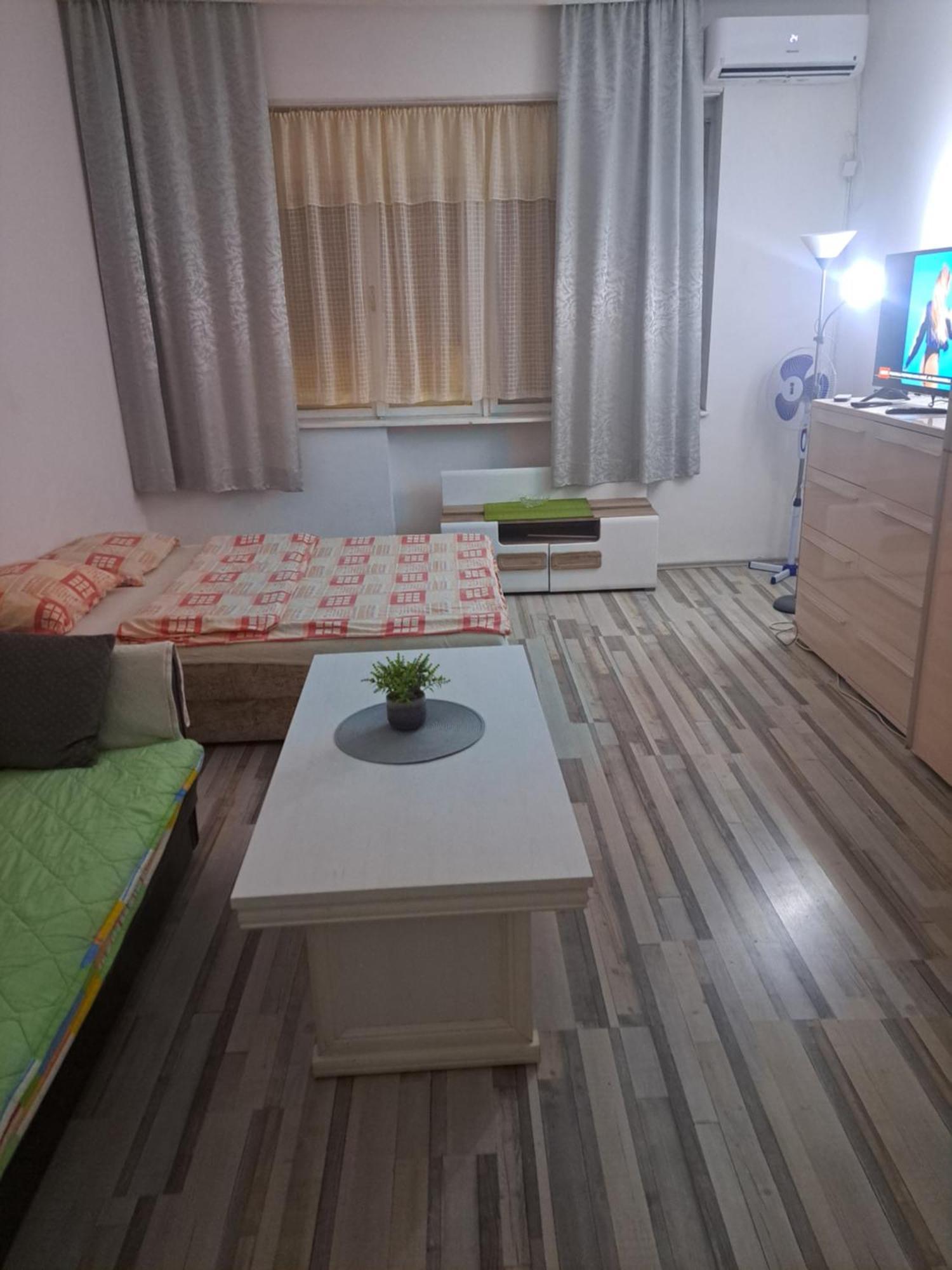 Apartment Capital Town Vk 14 Нови-Сад Экстерьер фото